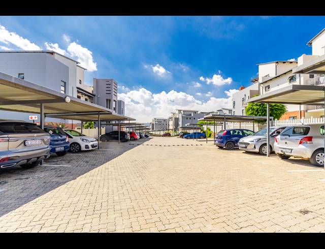 2 BEDROOM APARTMENT FOR SALE IN BARBEQUE DOWNS